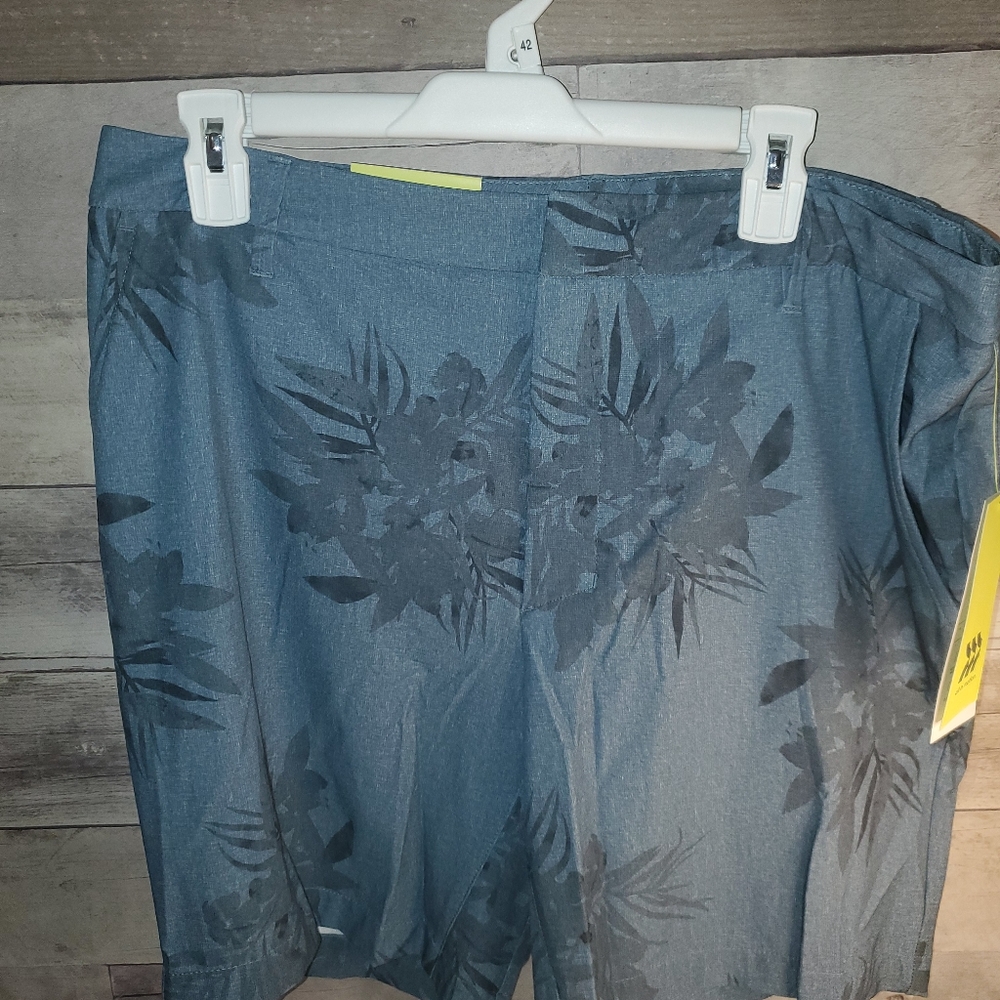 Golf Shorts Mens Size 36  Navy All In Motion